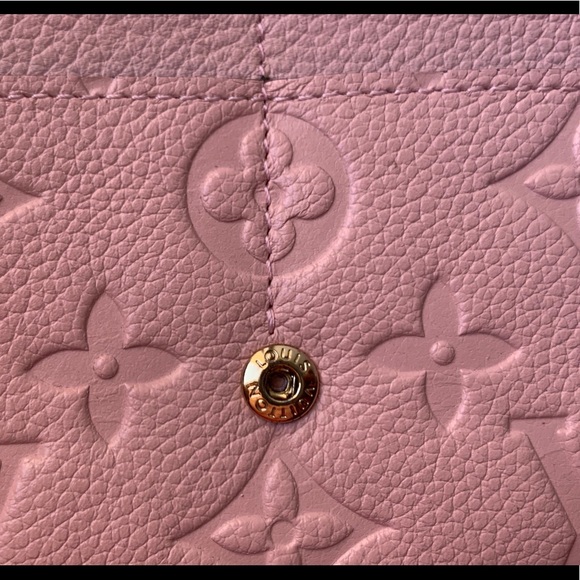 Louis Vuitton Wallet - Picture 8 of 10